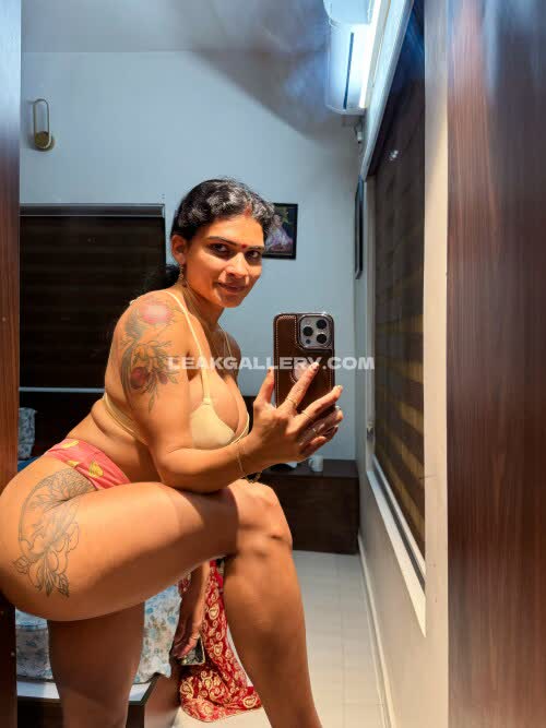 Resminair / resmi_r_nair Exklusiv geleakte Nacktbilder von OnlyFans #10817327