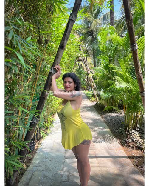 Resminair / resmi_r_nair Exclusive Leaked Nude OnlyFans #10820576