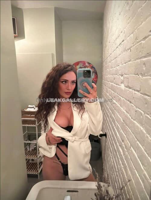 Rosalielessard / rosalie_lessard Exclusive Leaked Nude OnlyFans #10771950