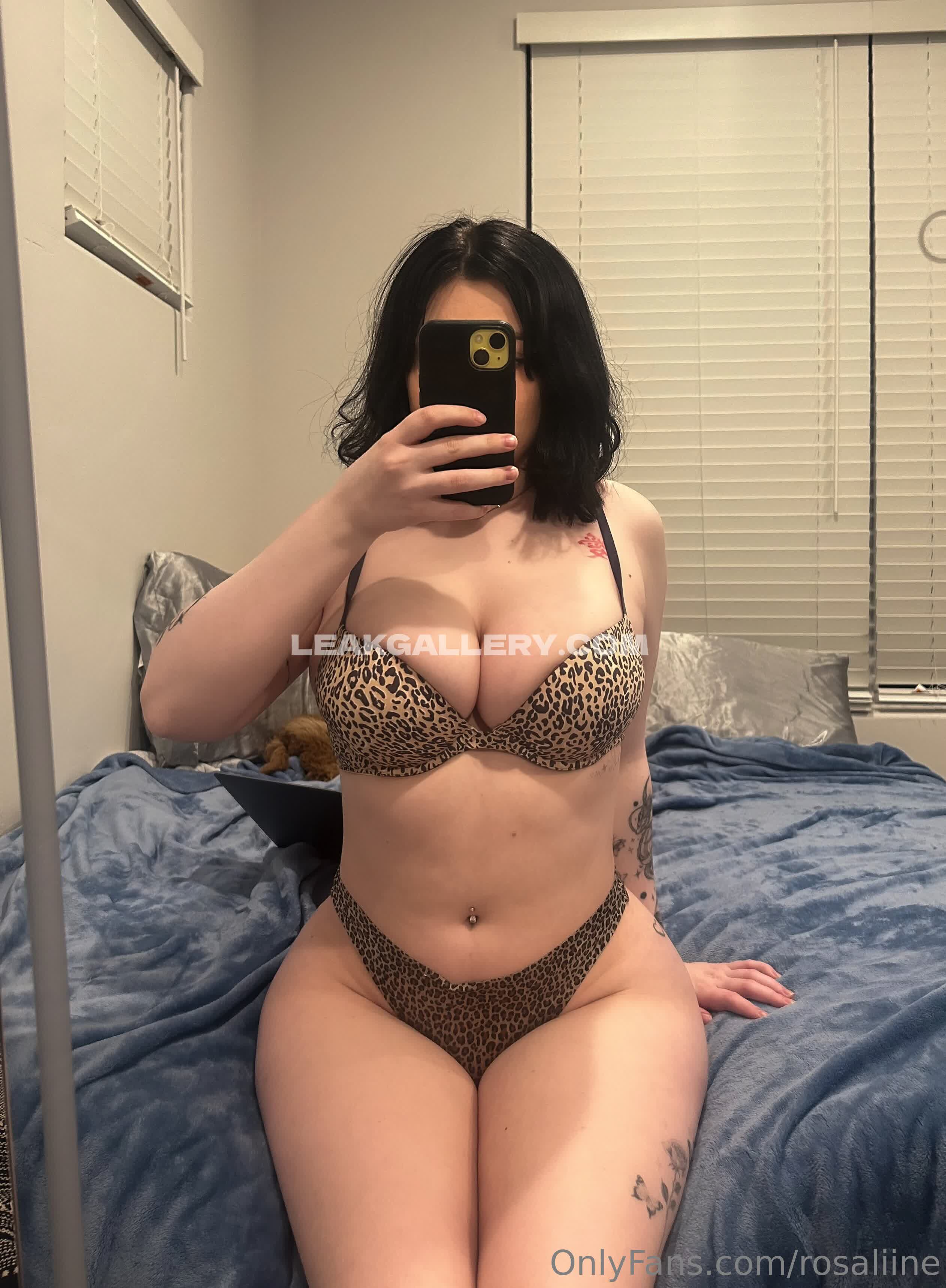Rosaliine / rosaliiine Exclusive Leaked Nude OnlyFans #10577416