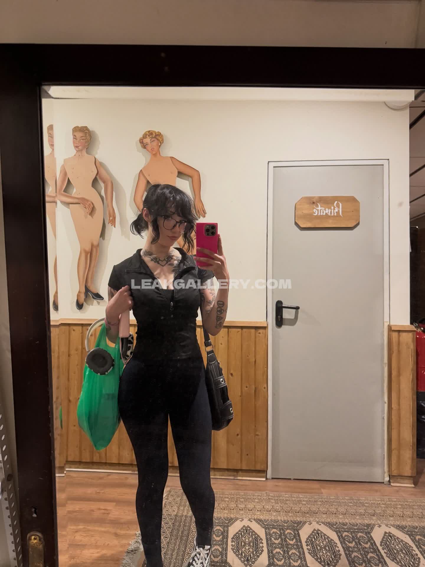 Roseredroom OnlyFans Nudi in Esclusiva Trapela #9029542