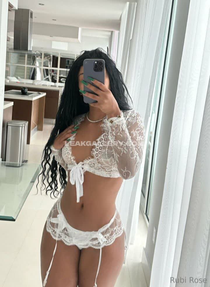 Rubirose 独家泄露的OnlyFans裸照 #9681652