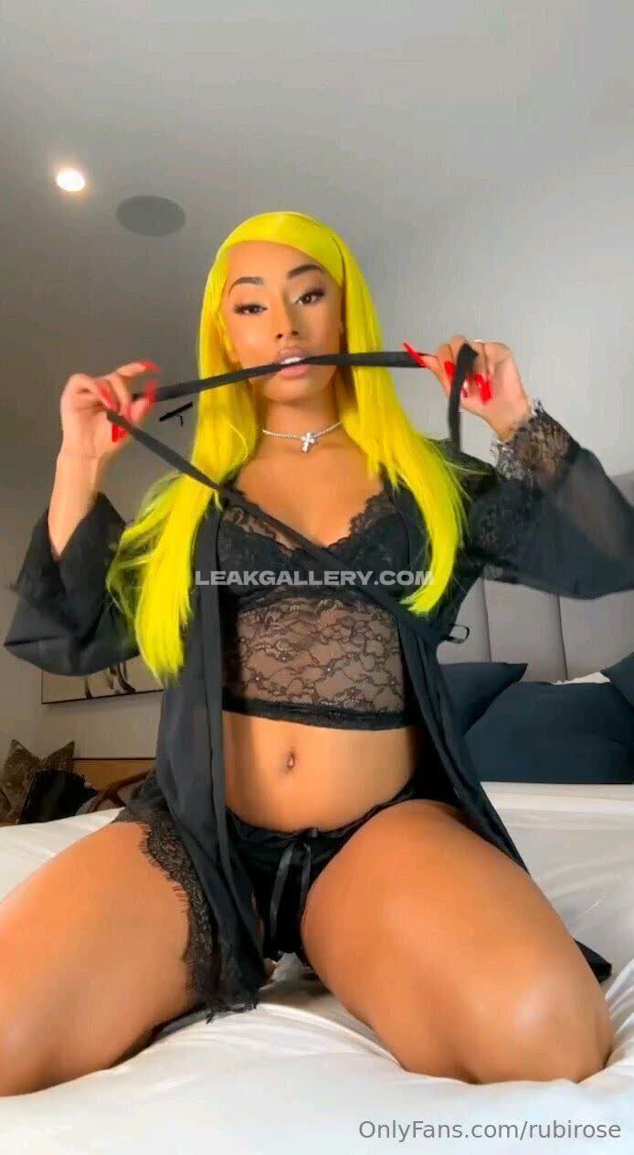 Rubirose 独家泄露的OnlyFans裸照 #9681474