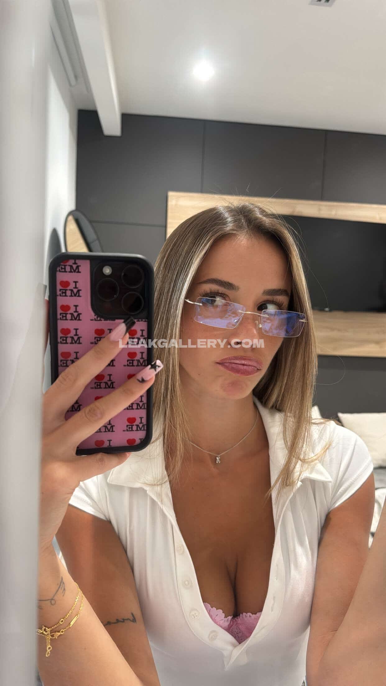 Sadiemckenna Exclusive Leaked Nude OnlyFans #9249513