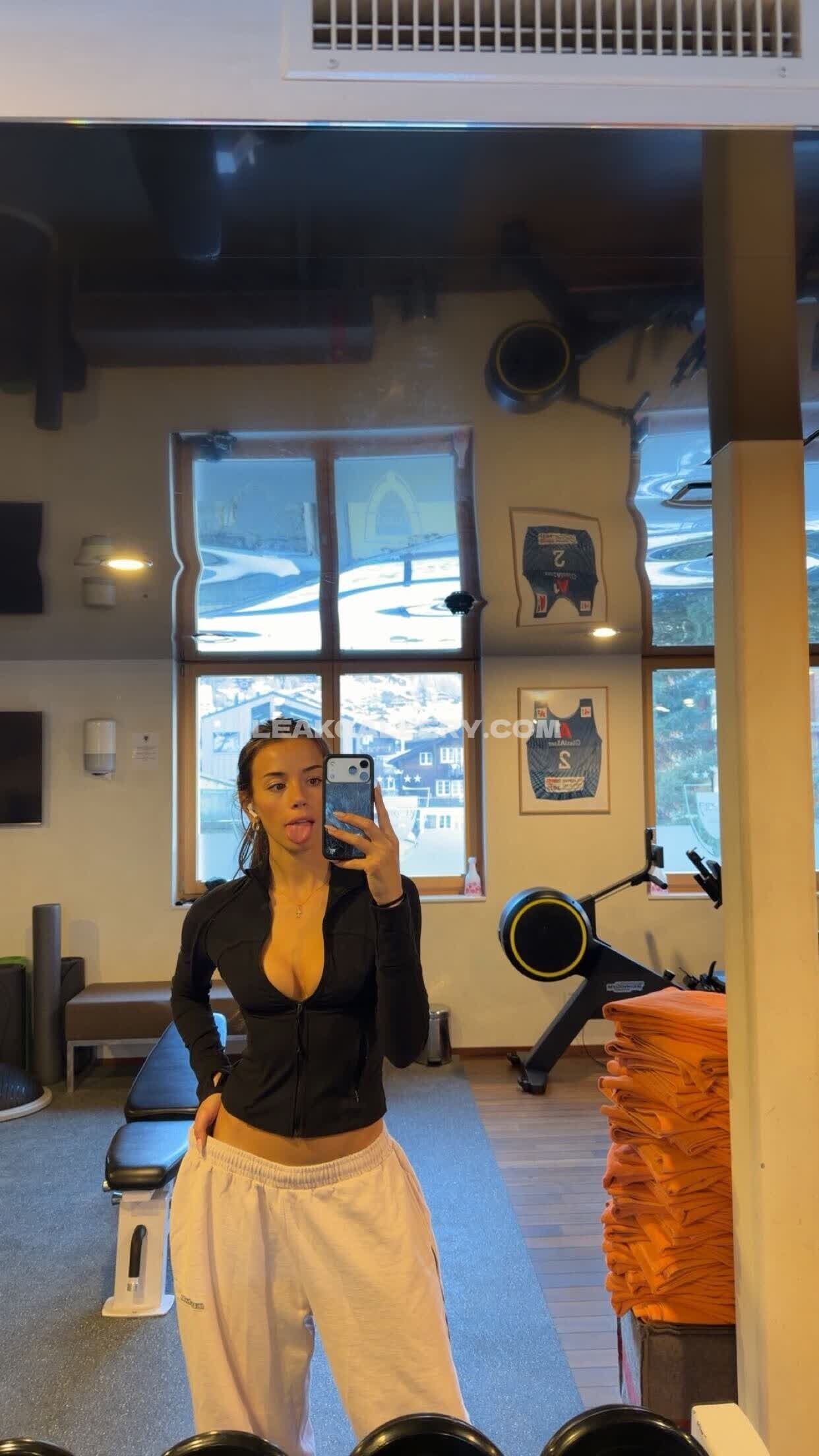 Sadiemckenna Exclusive Leaked Nude OnlyFans #9256681