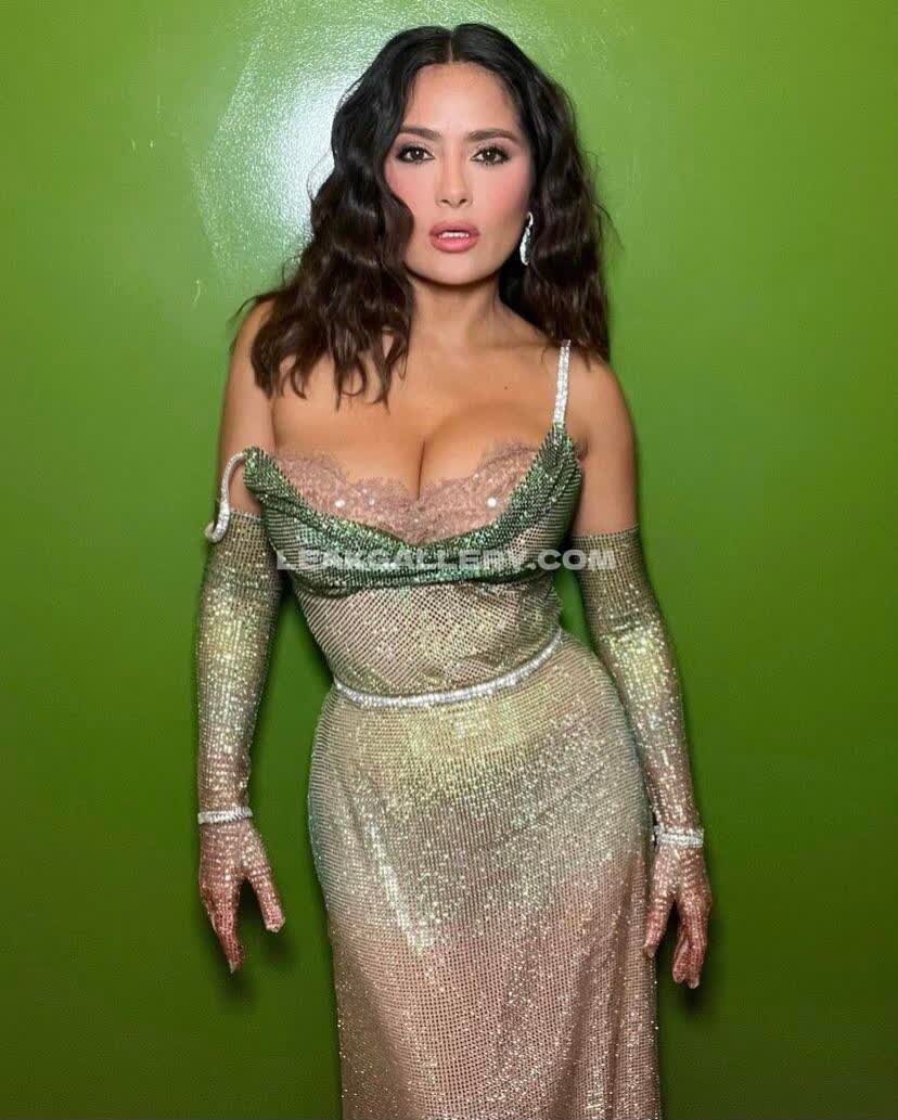 Salmahayek Exclusive Leaked Nude OnlyFans #10454362