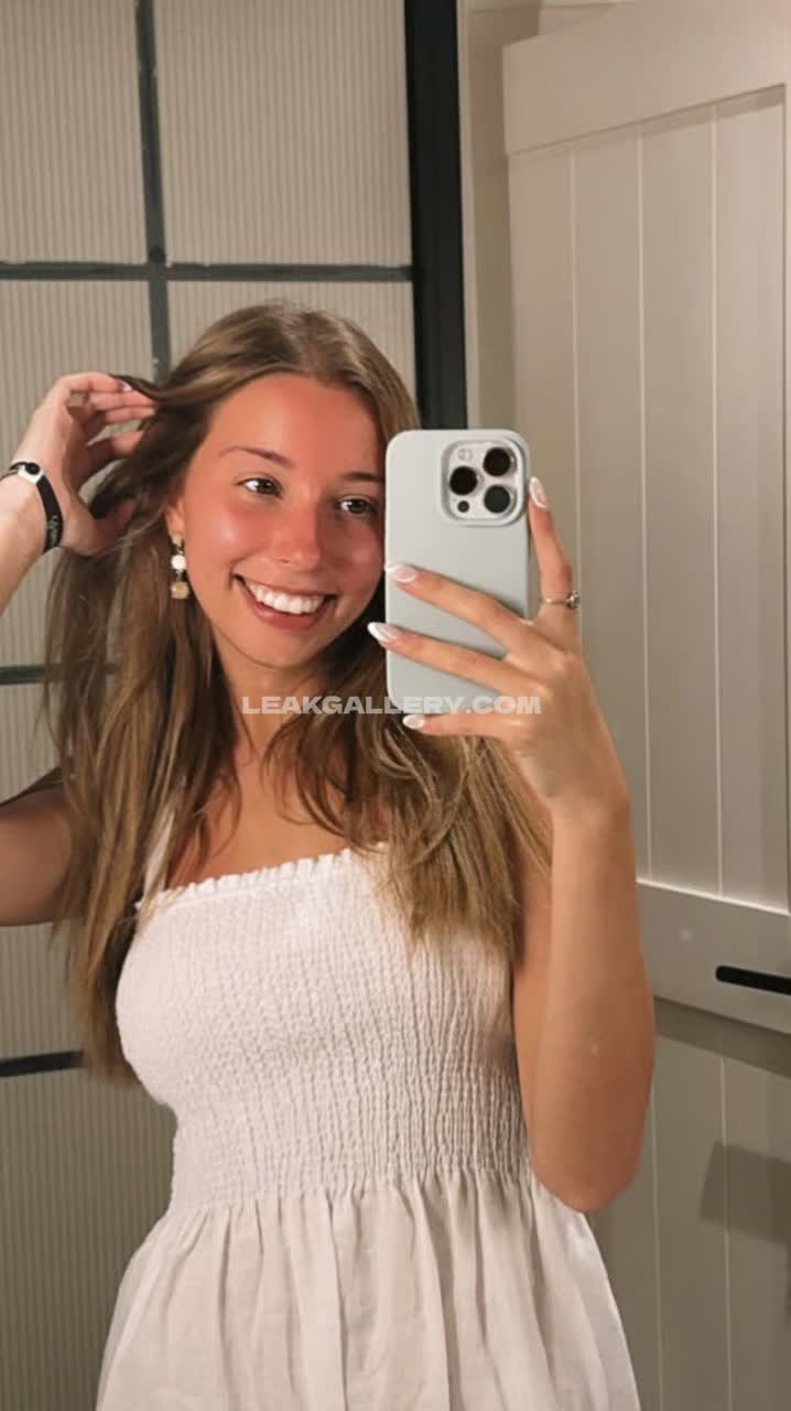 Samanthaschwartz Exclusive Leaked Nude OnlyFans #9229598