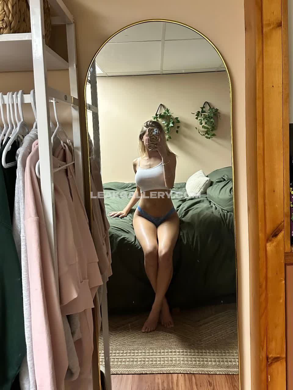 Samanthaschwartz Exclusive Leaked Nude OnlyFans #9230231