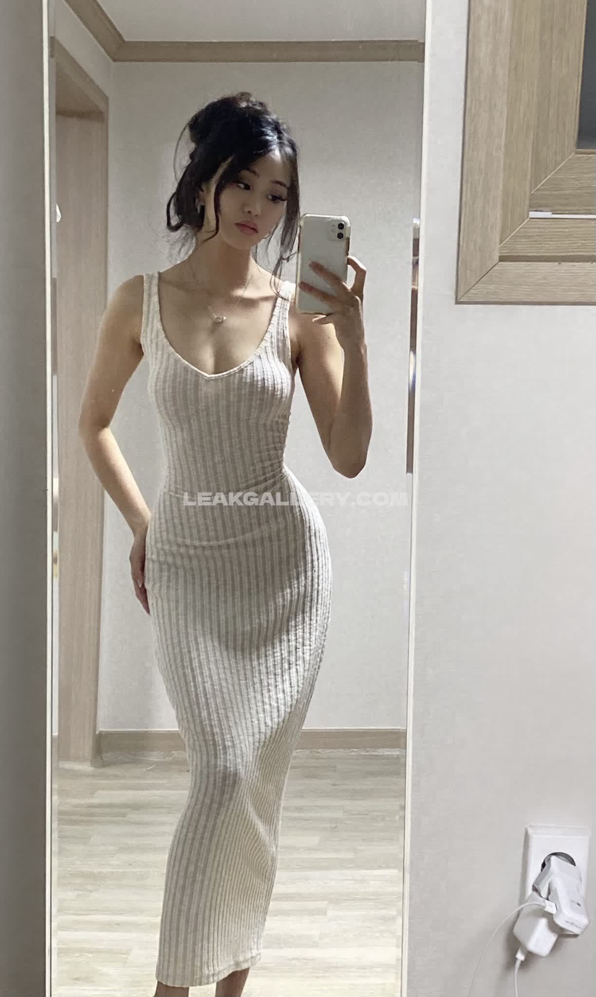 Skymarieeuh Exclusive Leaked Nude OnlyFans #10154709