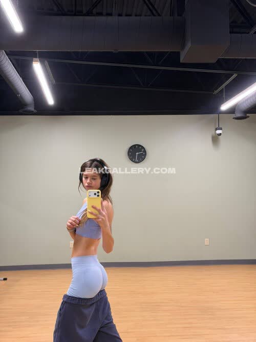 Skyskysoflyy Exclusive Leaked Nude OnlyFans #10714912