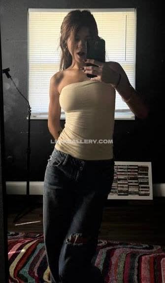 Skyskysoflyy Exclusive Leaked Nude OnlyFans #9406346