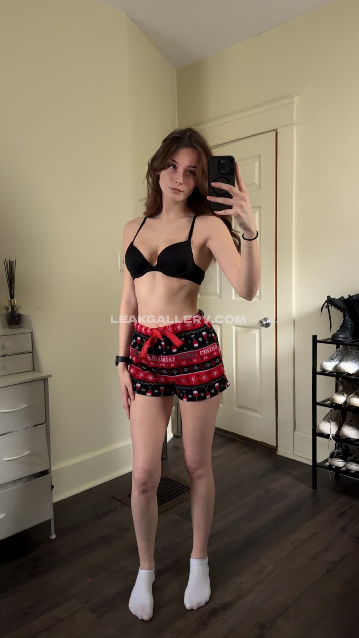 Soggyalien Exclusive Leaked Nude OnlyFans #9214078