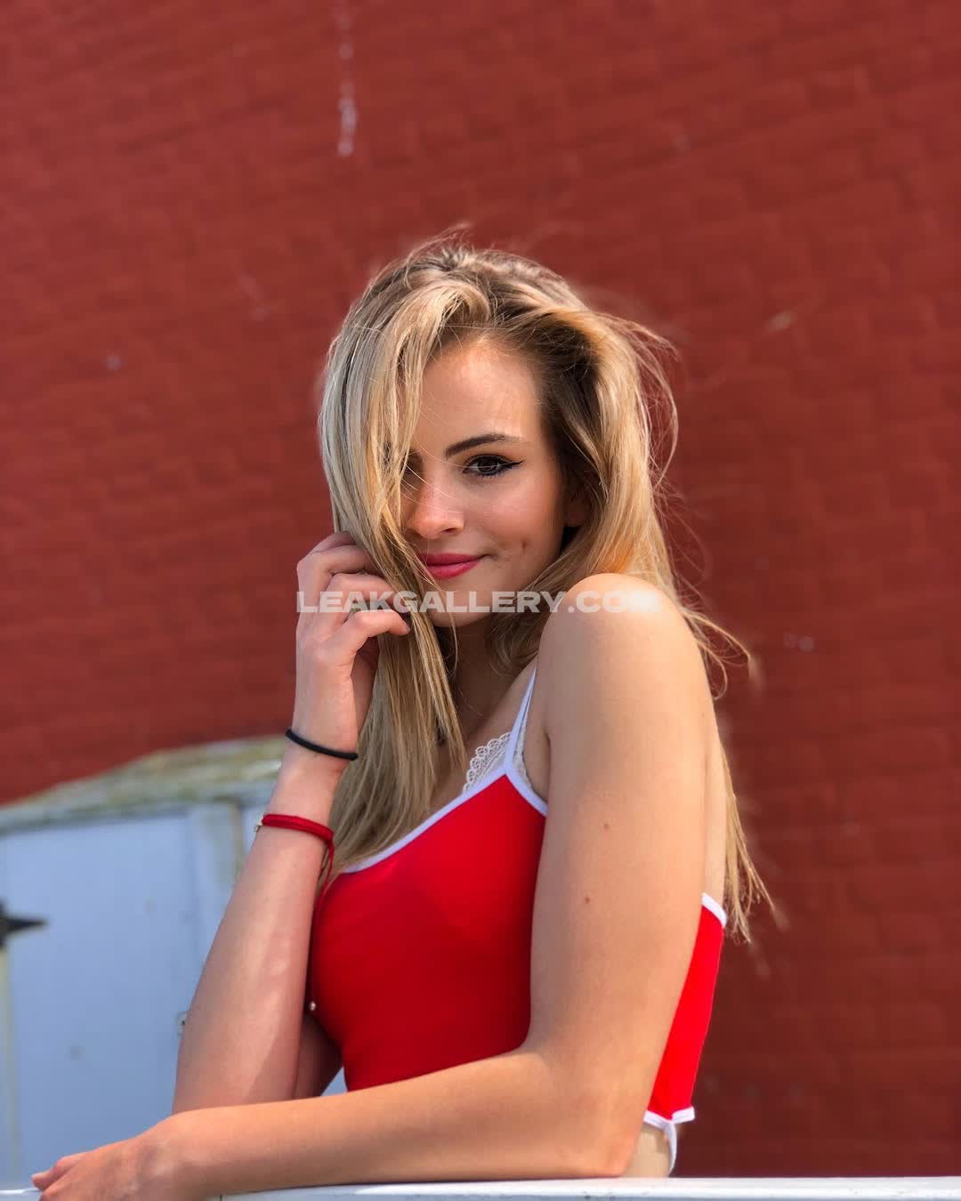 Sophiaariaa Exclusive Leaked Nude OnlyFans #9152053