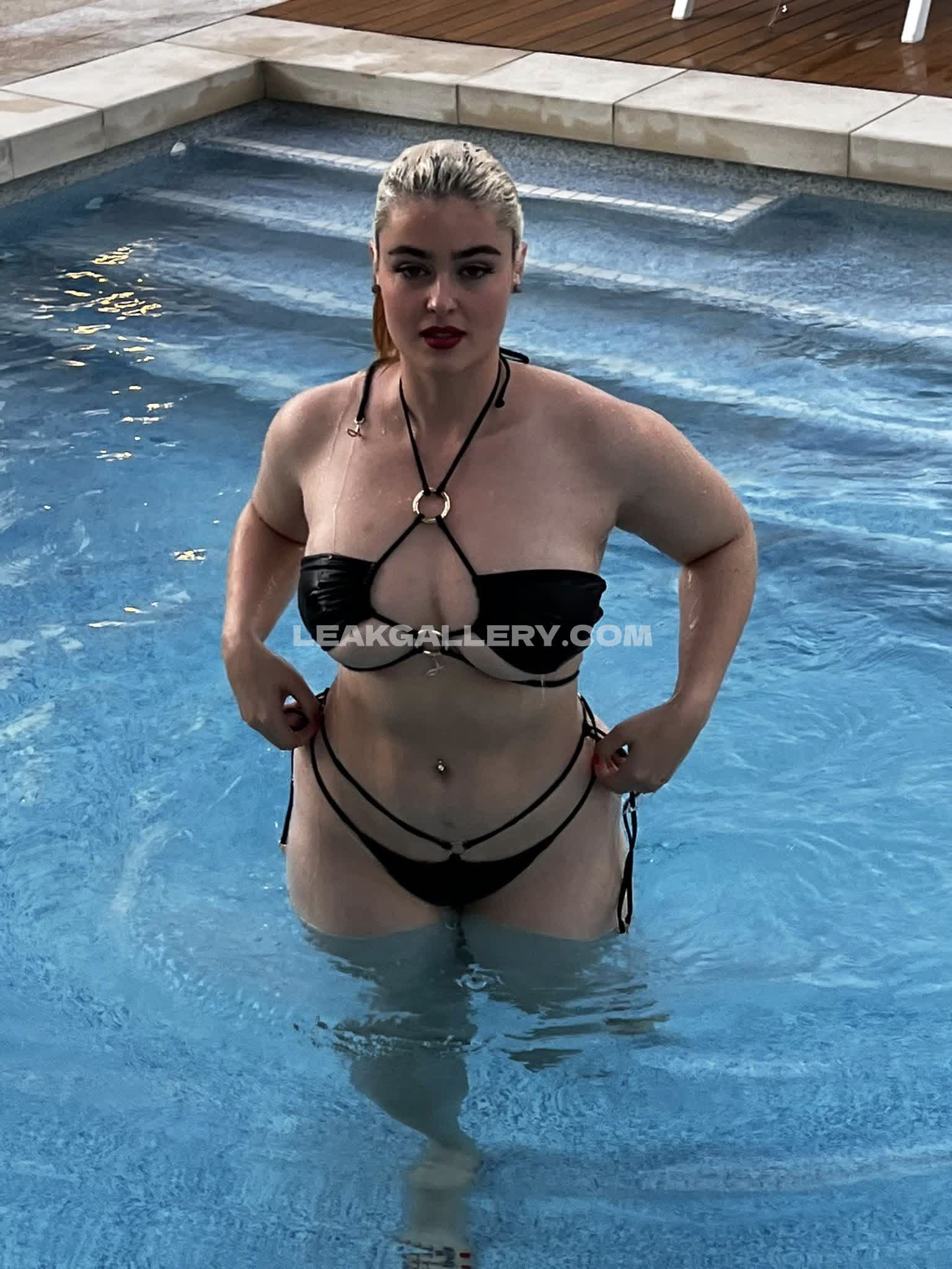 Stefaniaferrario Exclusive Leaked Nude OnlyFans #9814228