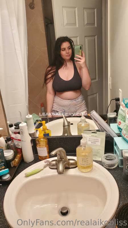 Strawberry_neko Exclusive Leaked Nude OnlyFans #10614535