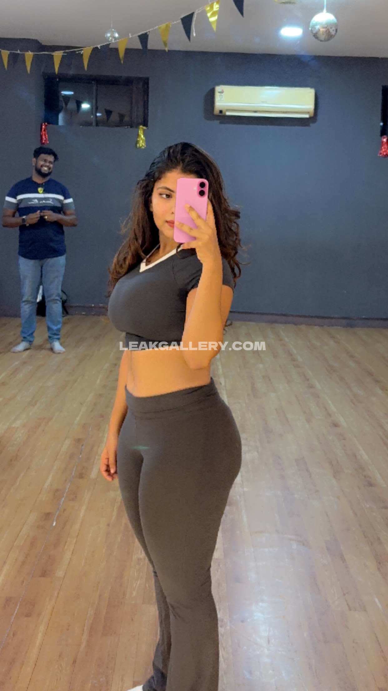 Suramyapandiya / lavanyapandiya Exclusive Leaked Nude OnlyFans #10682118