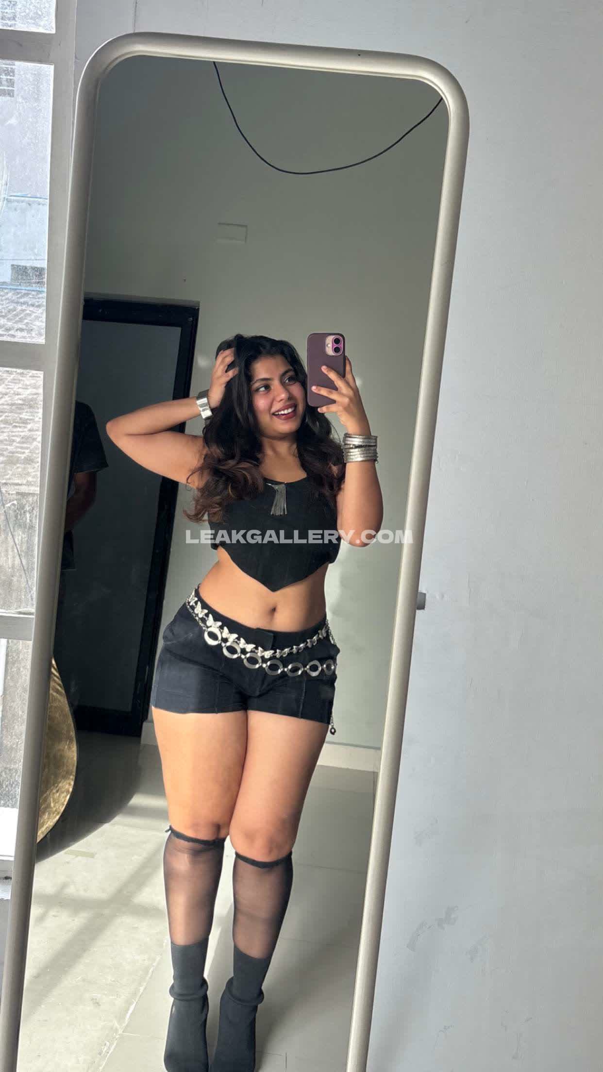 Suramyapandiya / lavanyapandiya Exclusive Leaked Nude OnlyFans #10683812