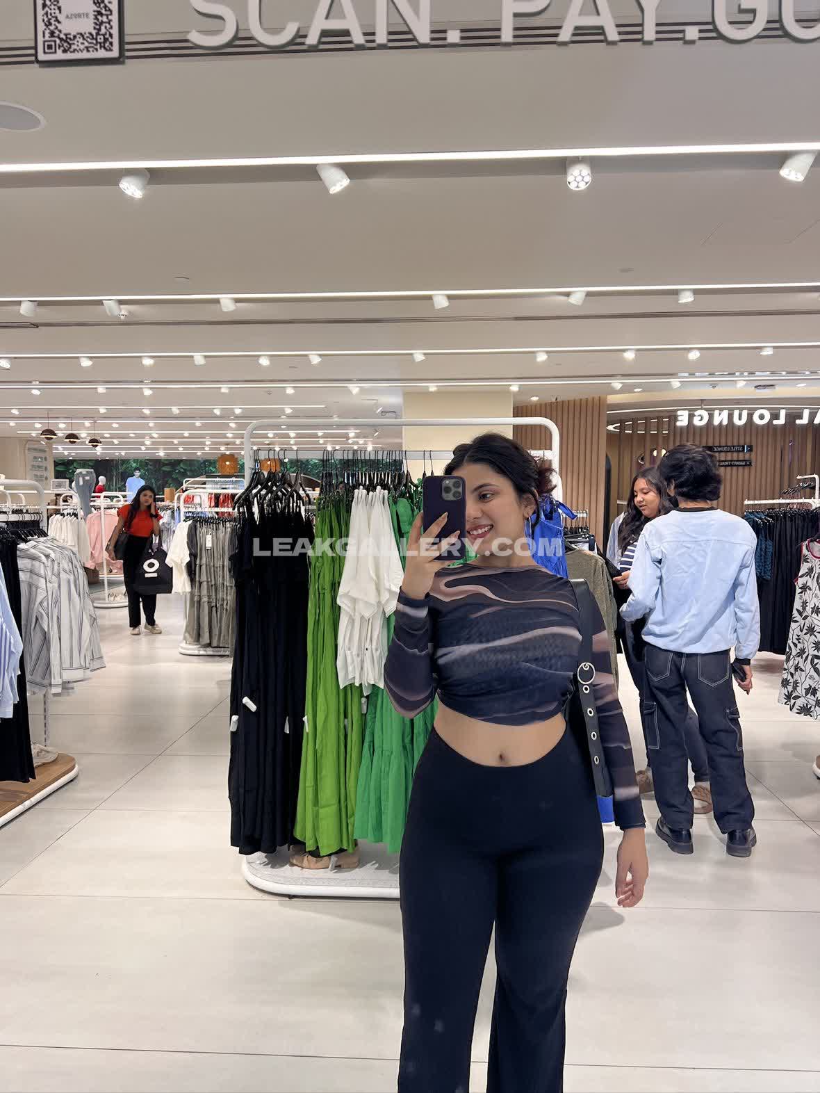 Suramyapandiya / lavanyapandiya Exclusive Leaked Nude OnlyFans #9551825