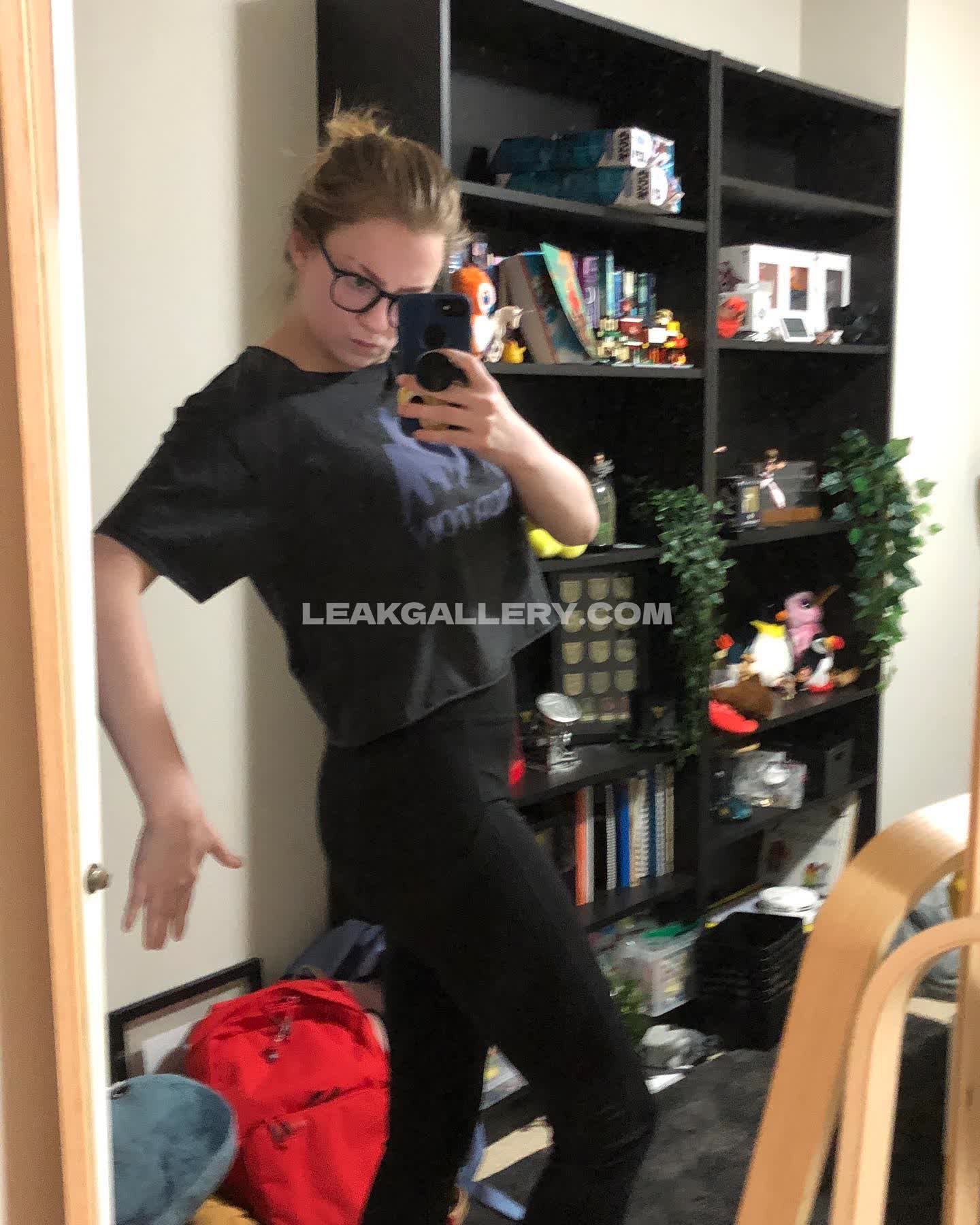 Suuuoppp Exclusive Leaked Nude OnlyFans #9849934