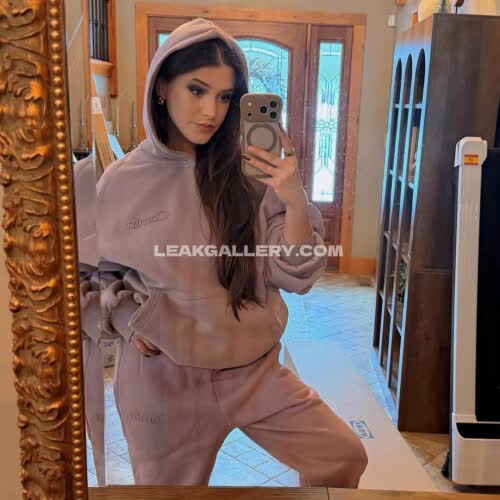 Sweeettails OnlyFans Nudi in Esclusiva Trapela #10879247