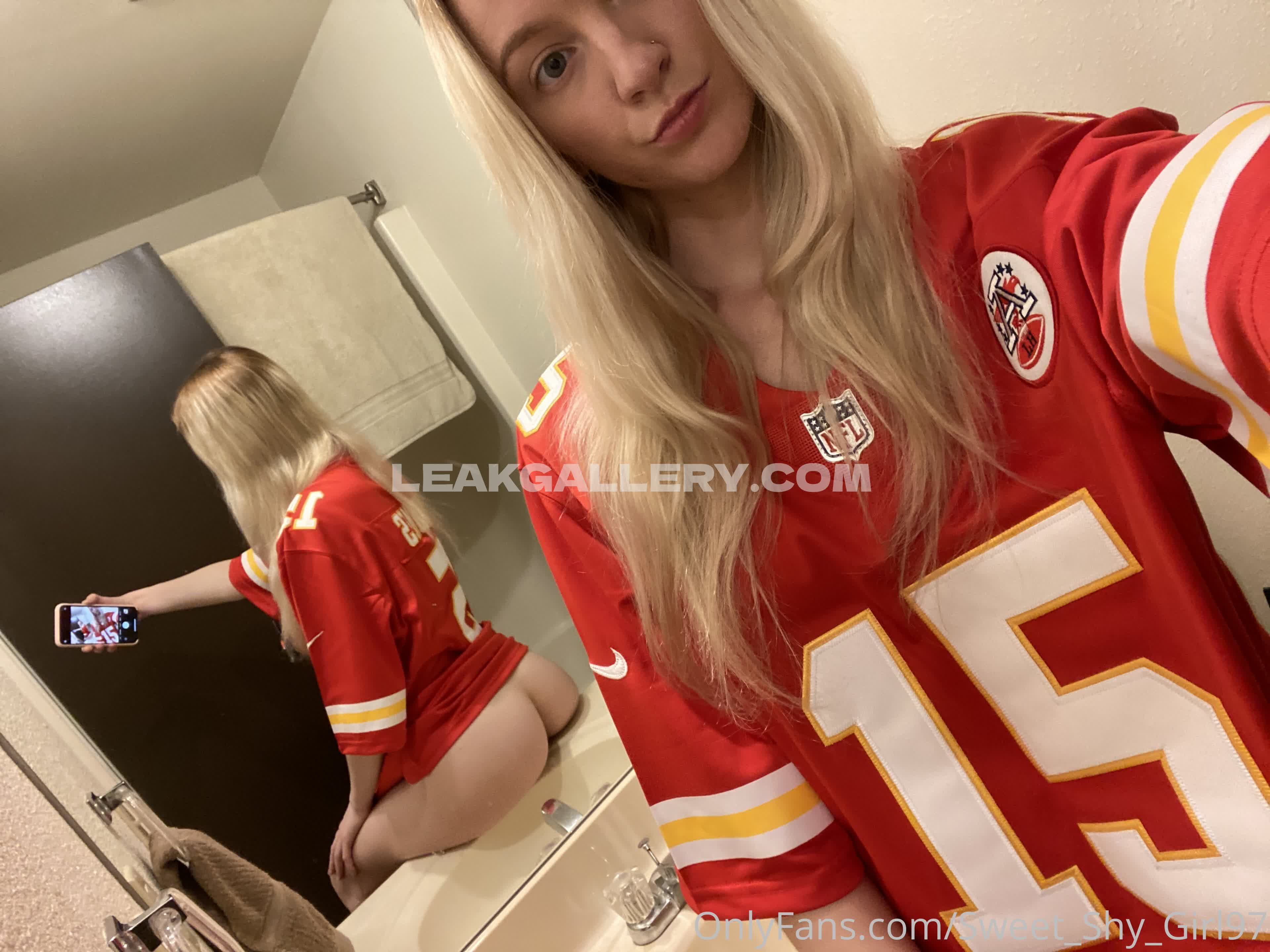 Sweet_shy_girl97 Exclusive Leaked Nude OnlyFans #9281711