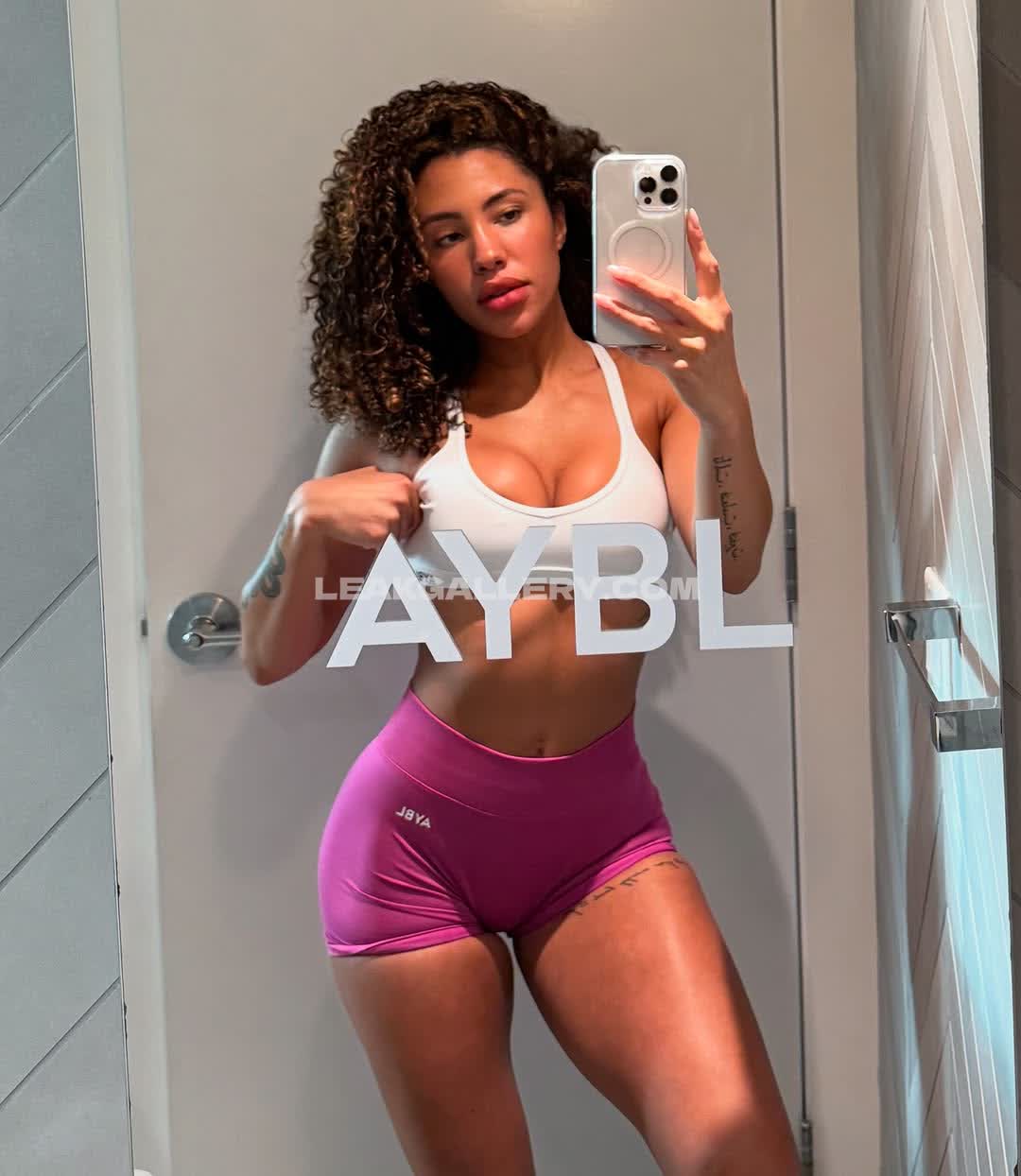 Sweetlilhoney Exclusive Leaked Nude OnlyFans #9075275