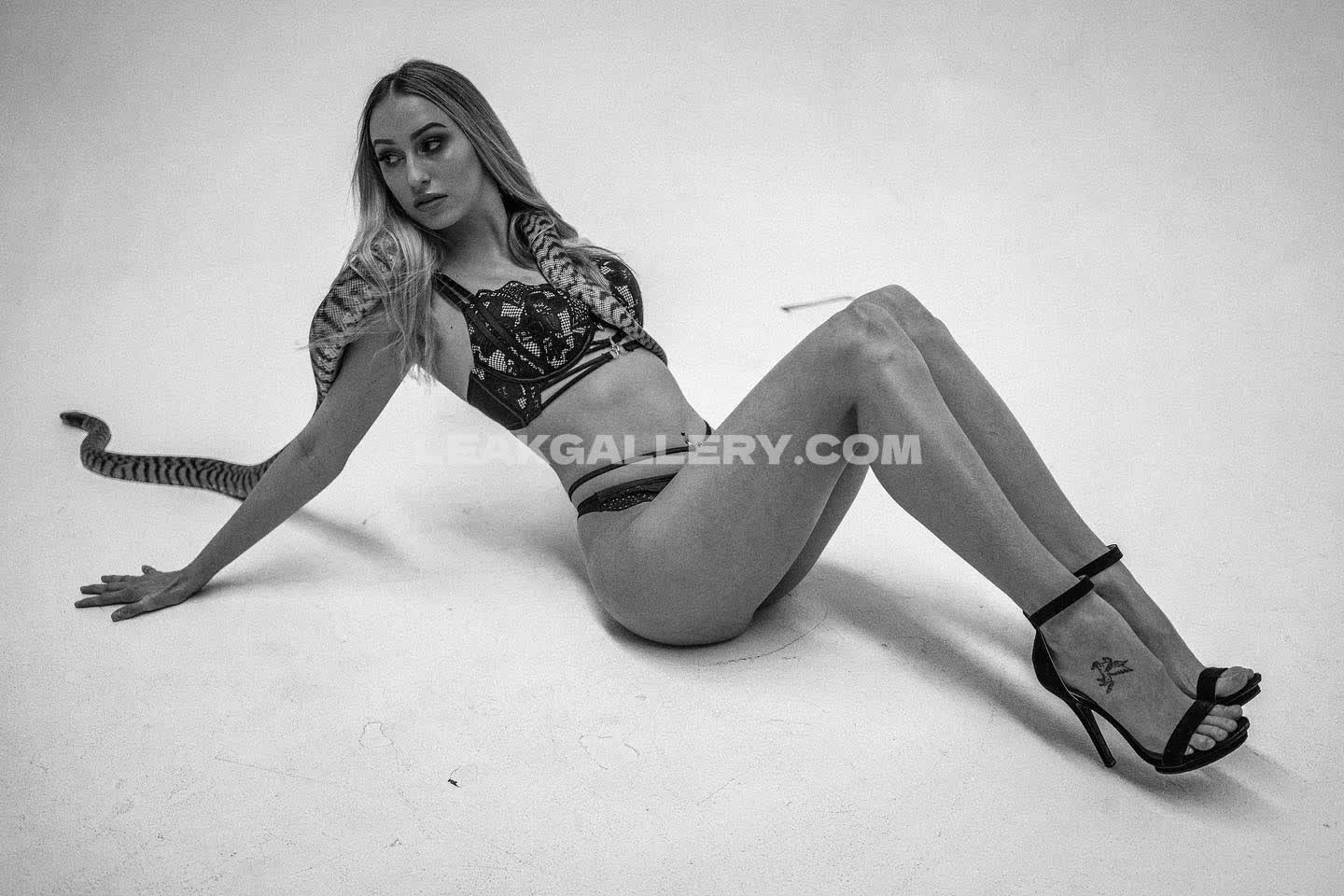 Tamaracostley Exclusive Leaked Nude OnlyFans #9891173