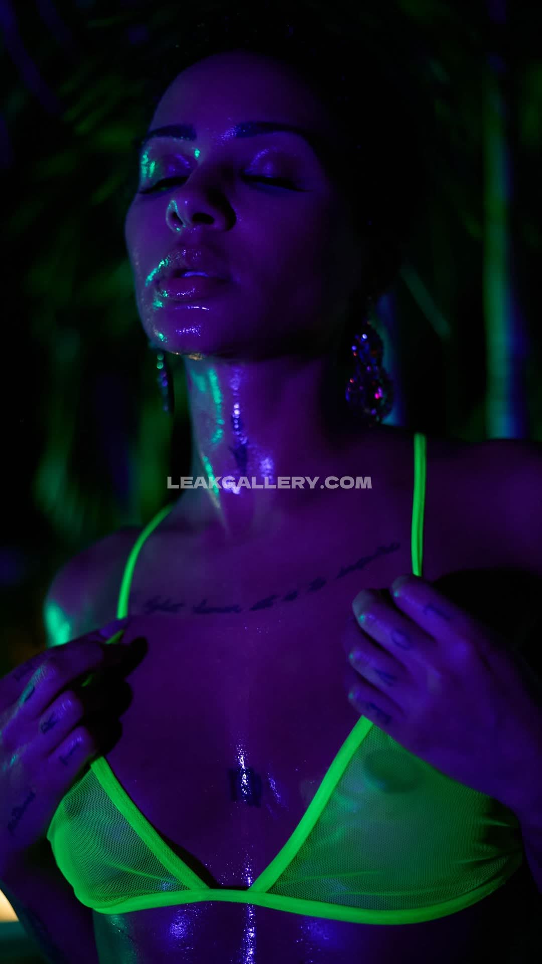 Tanayahenry Exclusive Leaked Nude OnlyFans #9190240