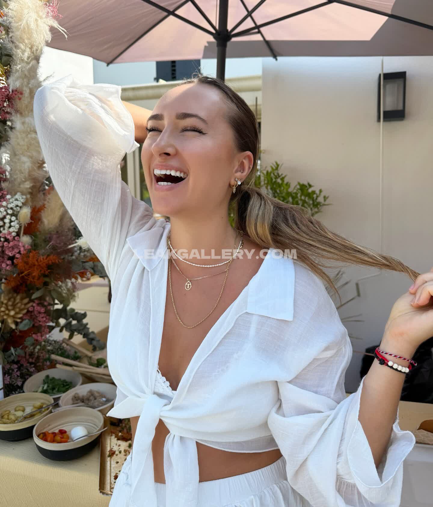 Taniak Exclusive Leaked Nude OnlyFans #10082196