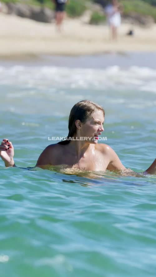 Taylorswift / shawtiee / taylorswift13 / _taylor_swift Exclusive Leaked Nude OnlyFans #10729236