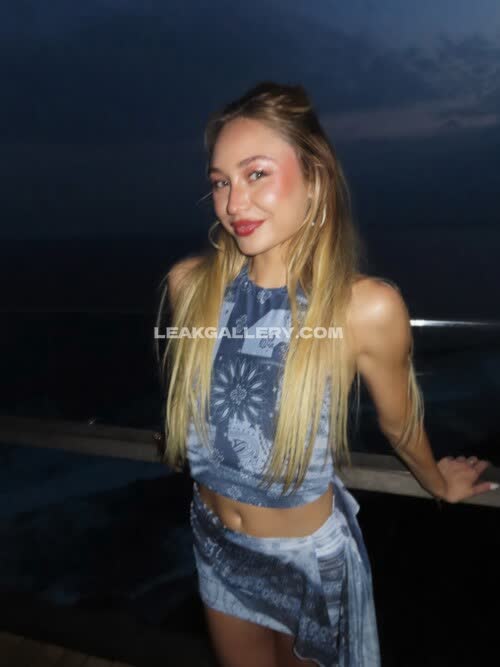 Taylortayhh / taylortayh Exclusive Leaked Nude OnlyFans #10747270