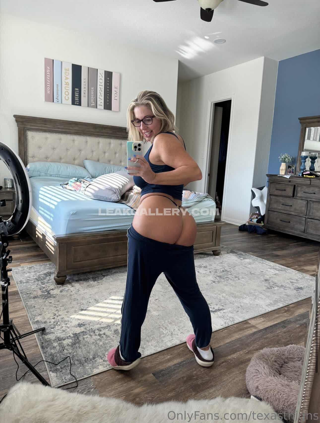 Texasthighs Exclusive Leaked Nude OnlyFans #10139810
