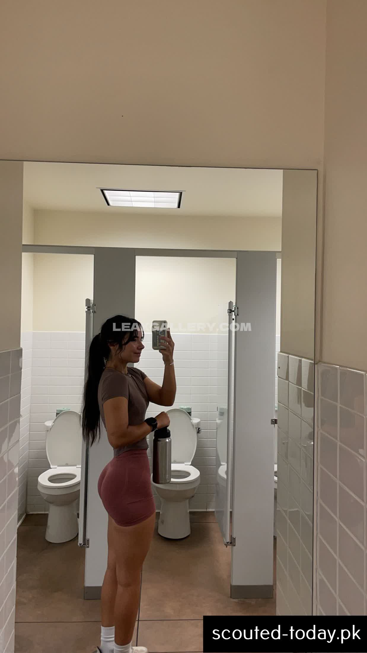 Thelizzyporter Exclusive Leaked Nude OnlyFans #10113385