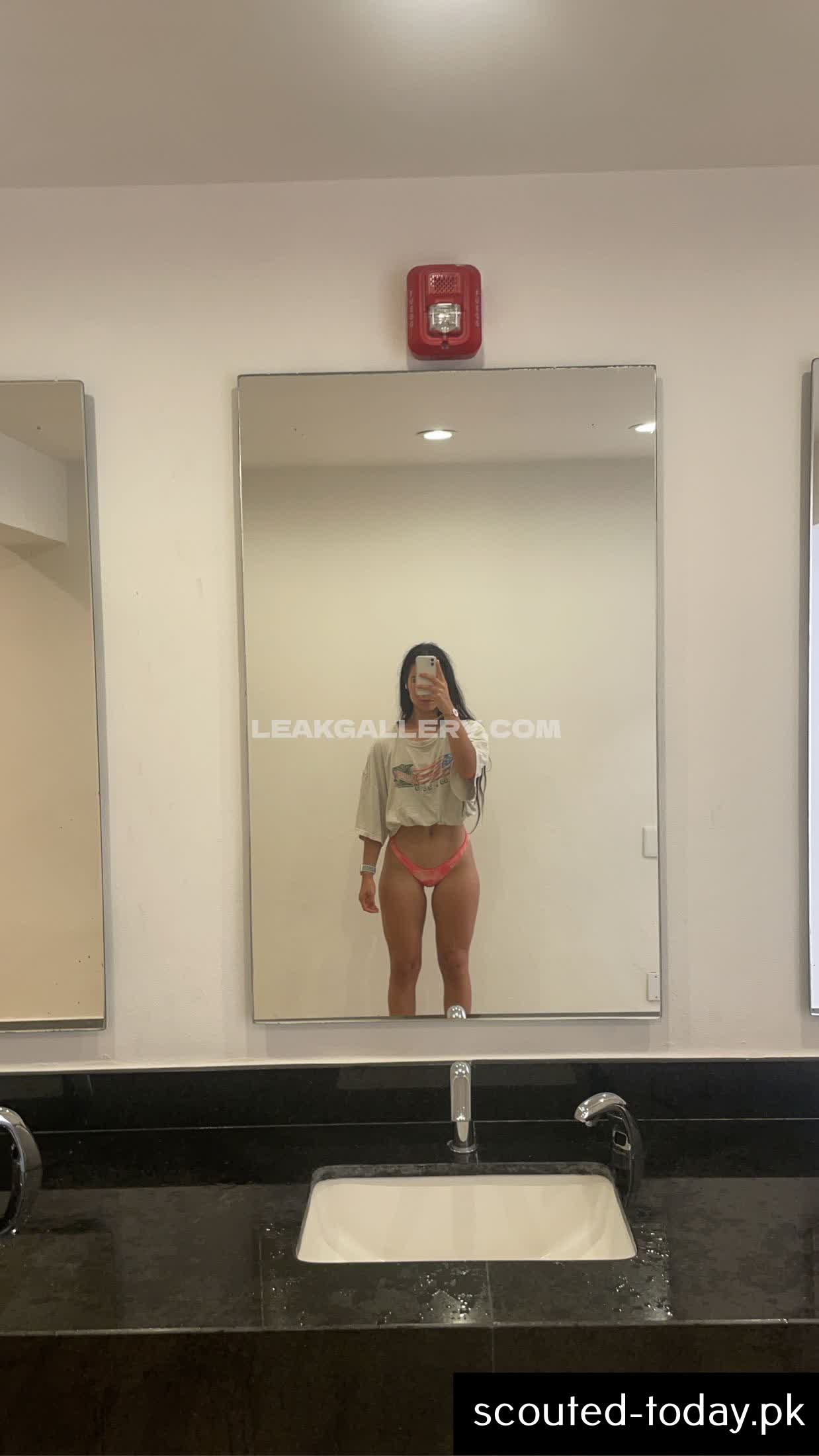 Thelizzyporter Exclusive Leaked Nude OnlyFans #10112917