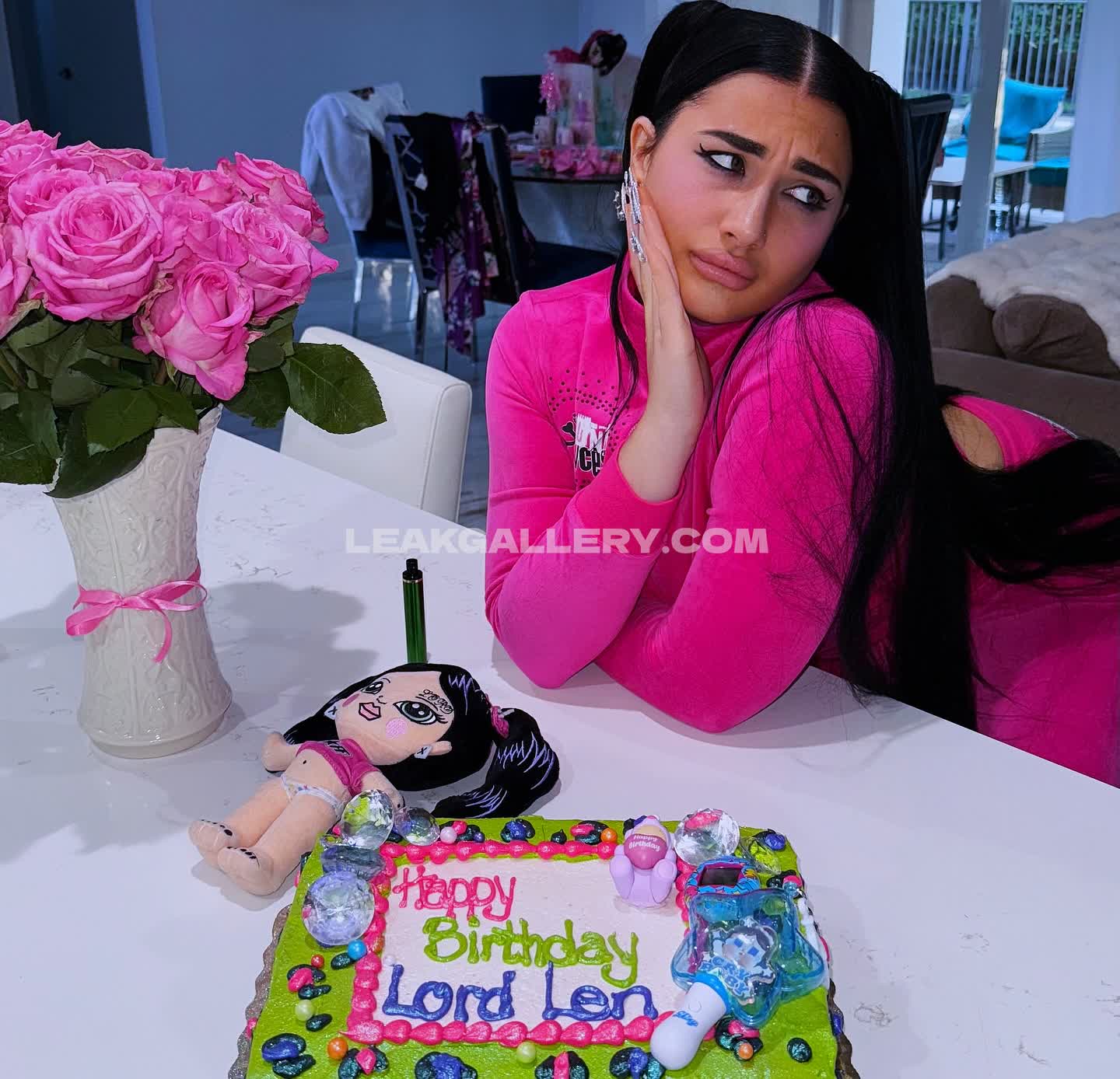 Thelwordlaurenfree Exclusive Leaked Nude OnlyFans #9829070