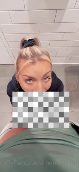 therealbrittfit video thumbnail
