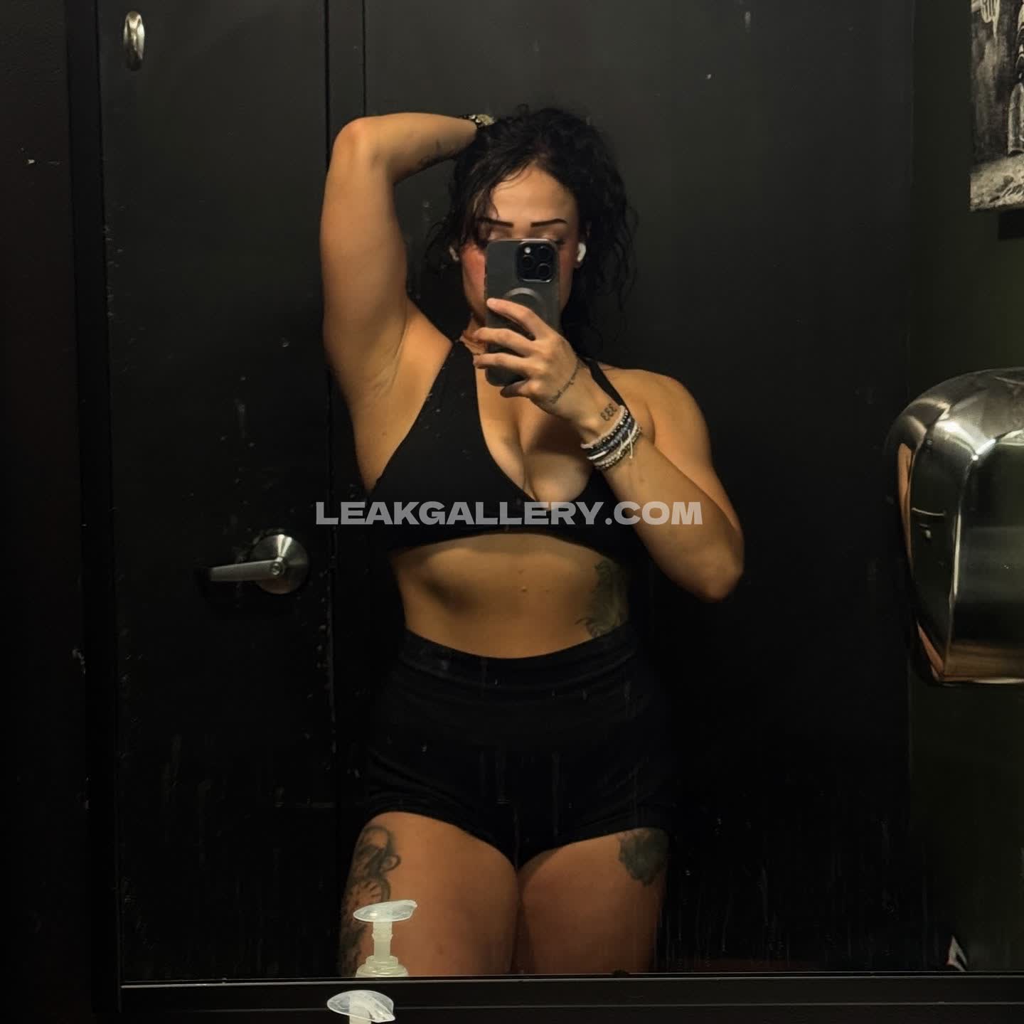 Trendrea_ Exclusive Leaked Nude OnlyFans #9613533