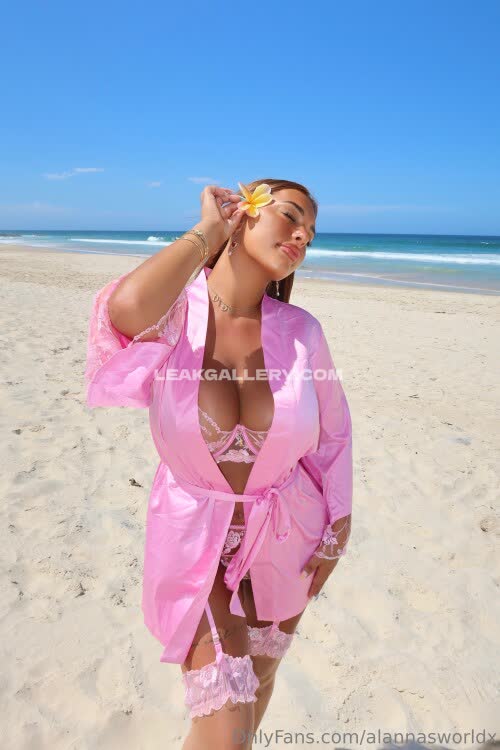 Urcrushalanna / alannasworldx / saucytitsbali Exclusive Leaked Nude OnlyFans #10893212