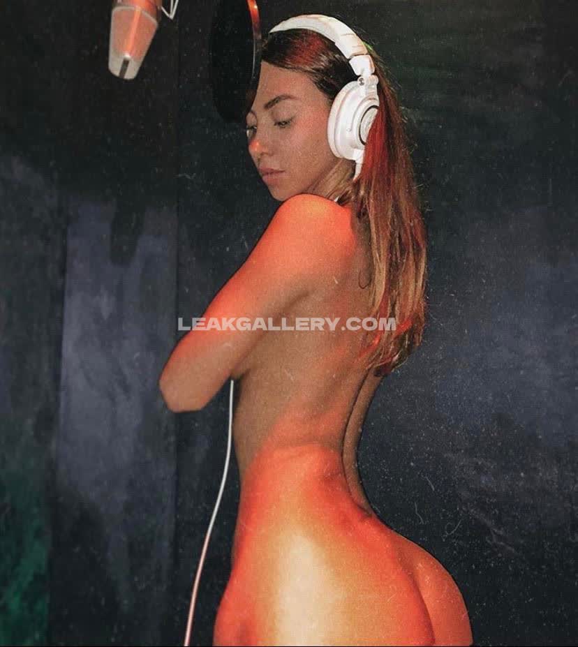Valentinafradegrada Exclusive Leaked Nude OnlyFans #9406420