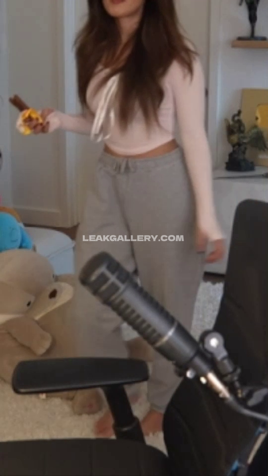 Valkyrae / valkyrae1 Exclusive Leaked Nude OnlyFans #9200777