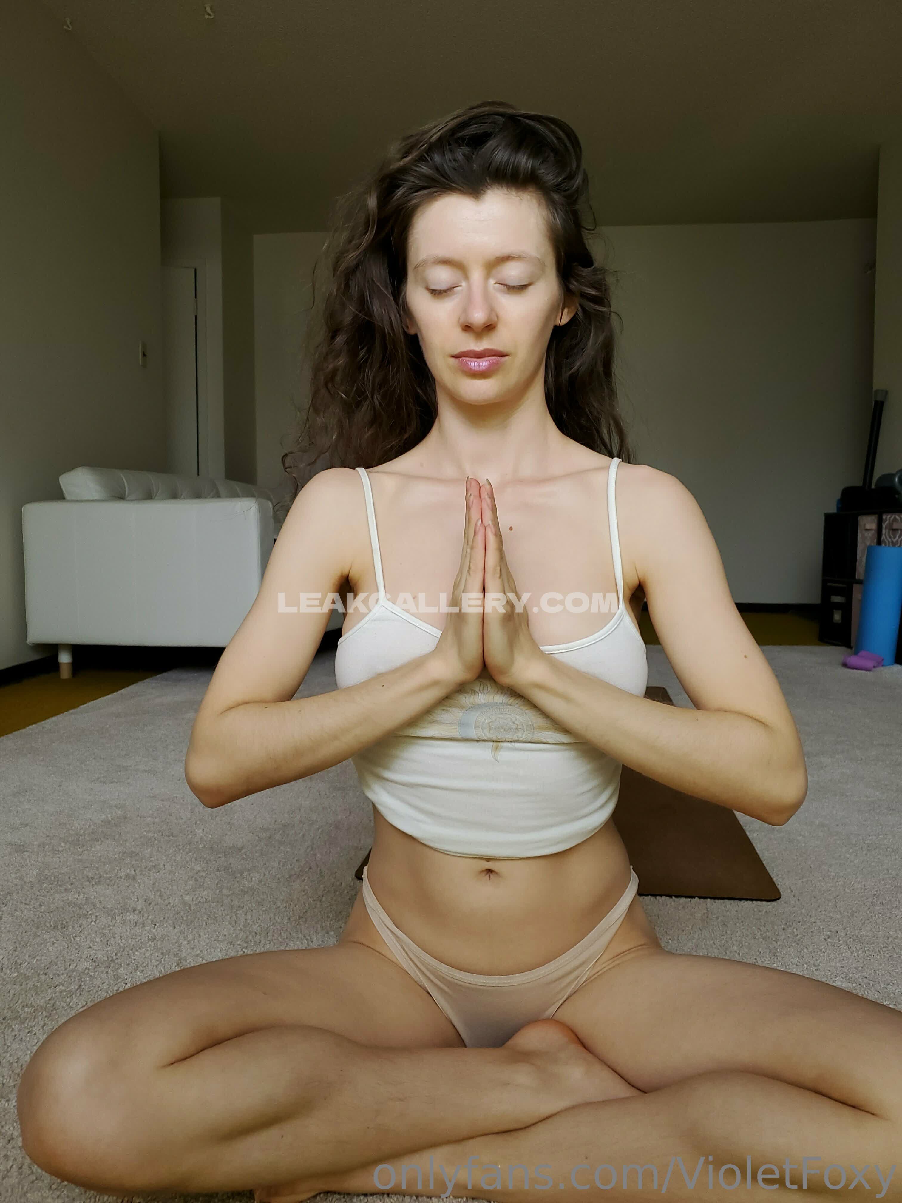 Violetfoxy_ / Violetfoxy Exclusive Leaked Nude OnlyFans #9325312