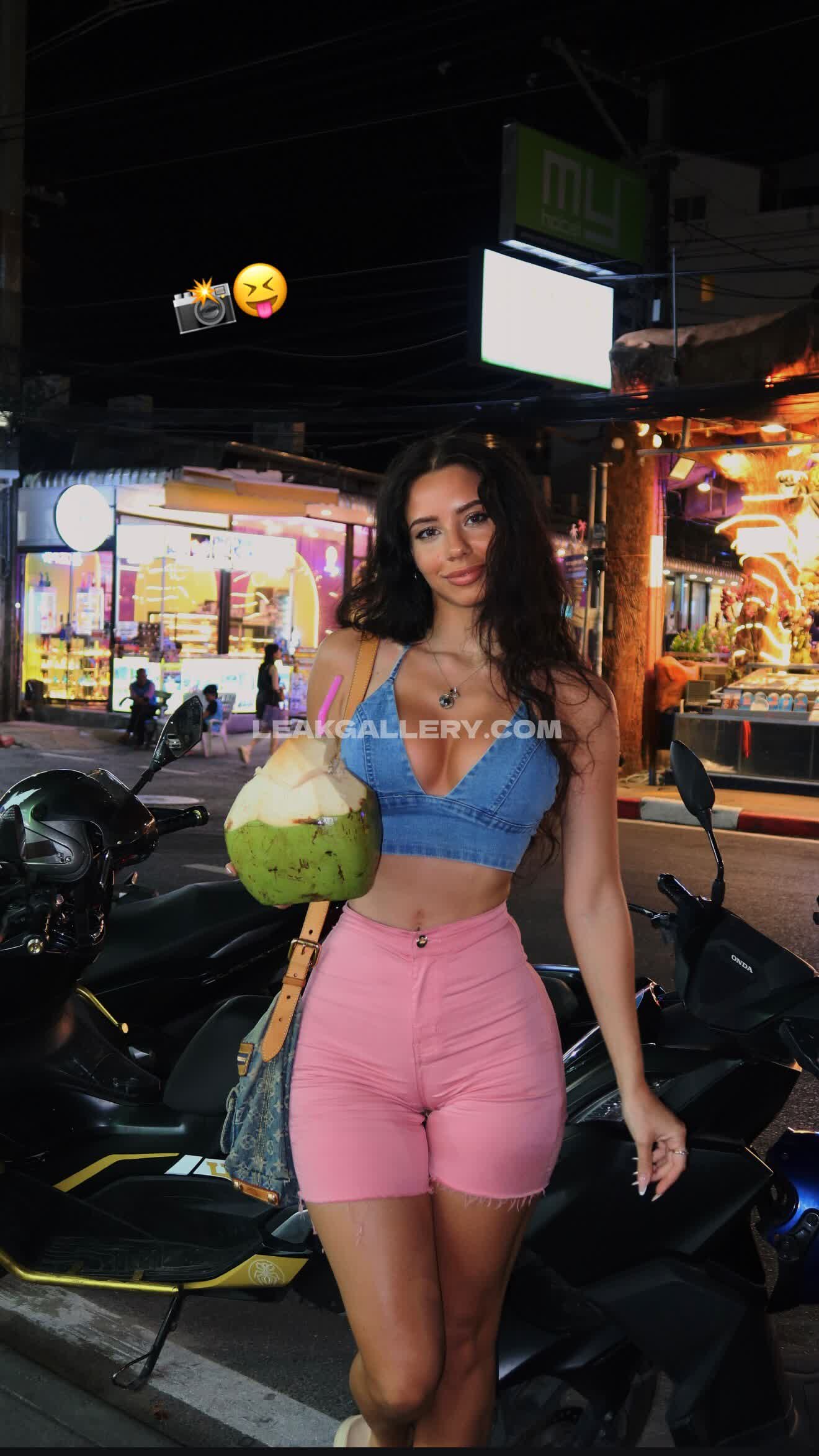 Wisnniowa Exclusive Leaked Nude OnlyFans #9051765