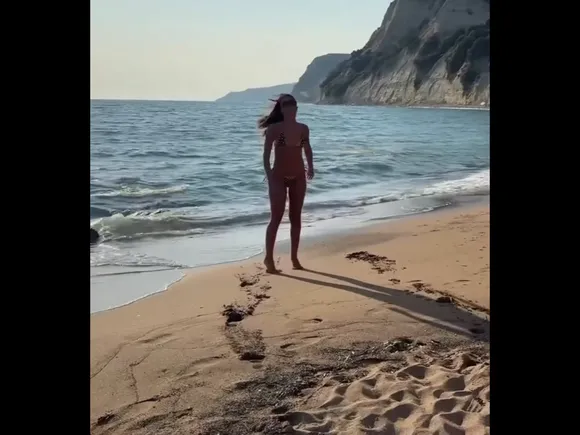 yasbarbieri video thumbnail
