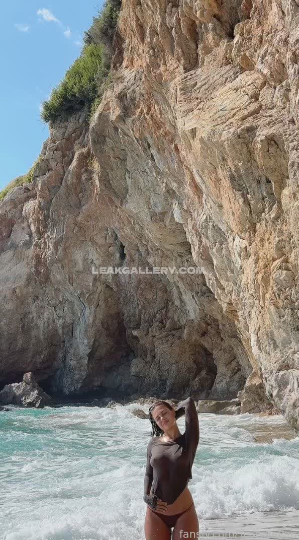 Yeseniapan Exclusive Leaked Nude OnlyFans #9304366