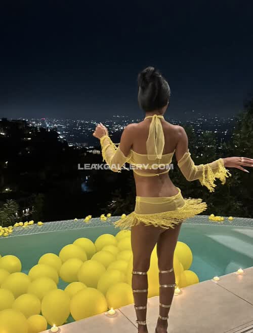 Youlovejuu Exclusive Leaked Nude OnlyFans #10908395