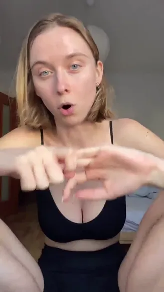 yourina video thumbnail