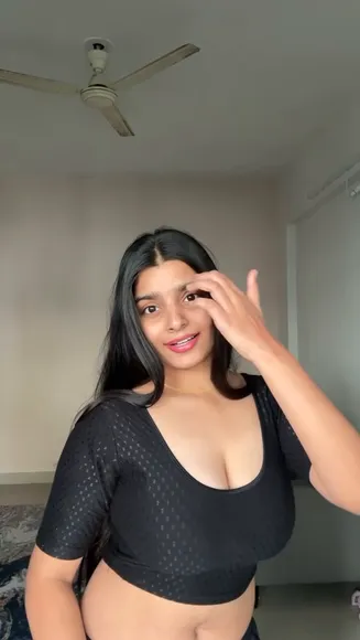 yourstrulyanushkaa