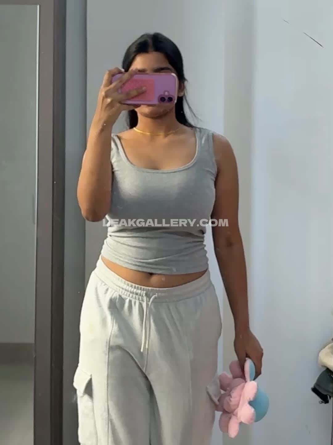 Yourstrulyanushkaa / _anushkadiariess_ Exclusive Leaked Nude OnlyFans #9945751