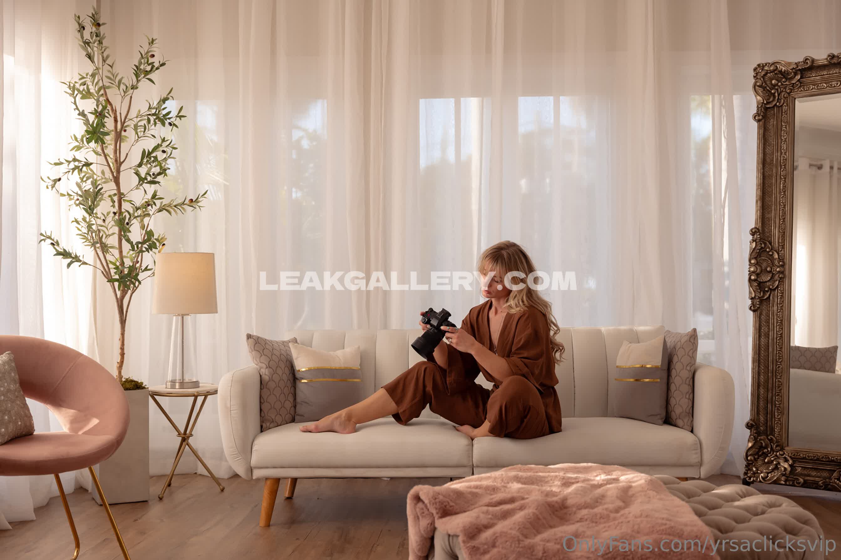 Yrsaclicks Exclusive Leaked Nude OnlyFans #10579142