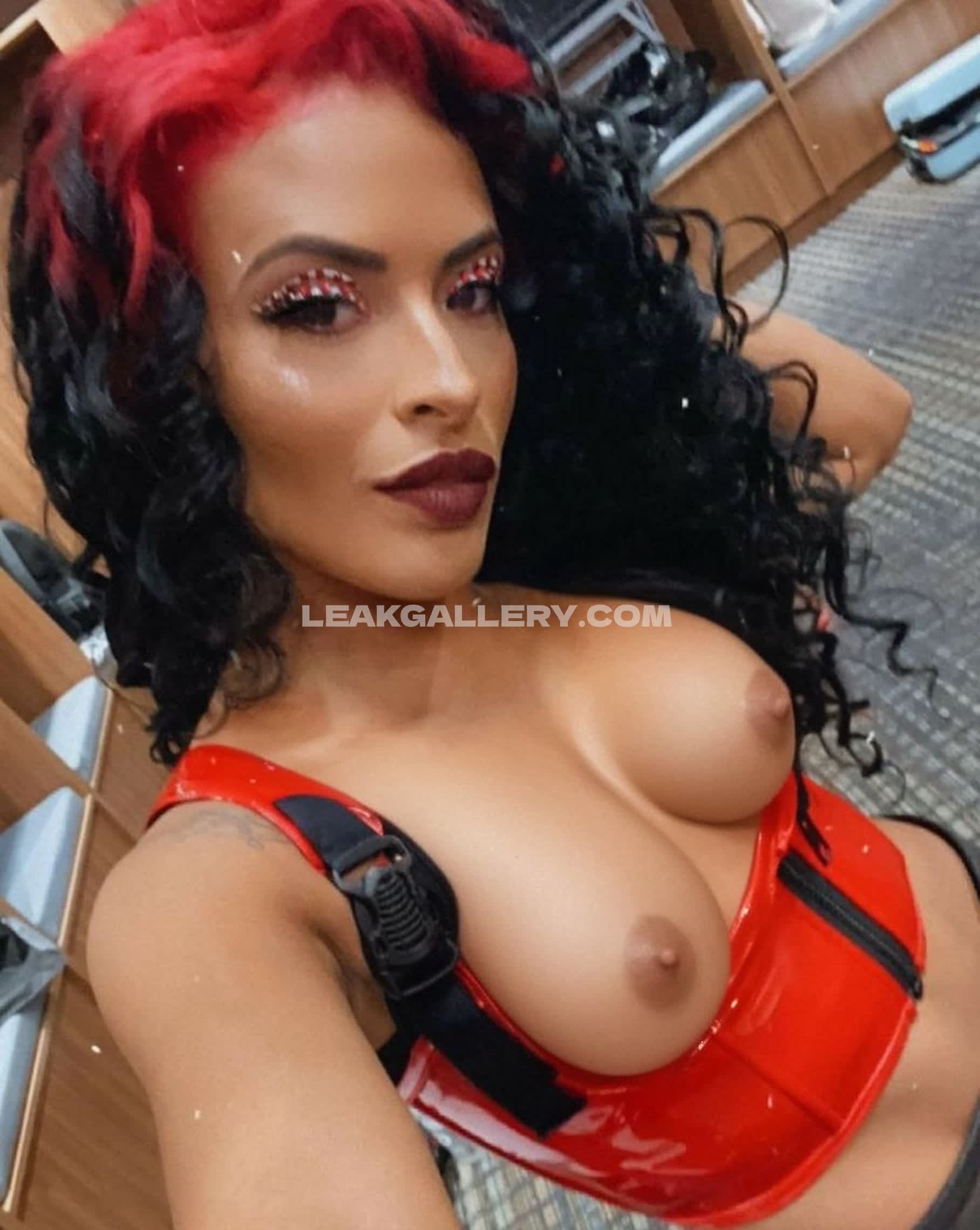 Zelinavegawwe Exclusive Leaked Nude OnlyFans #10416335